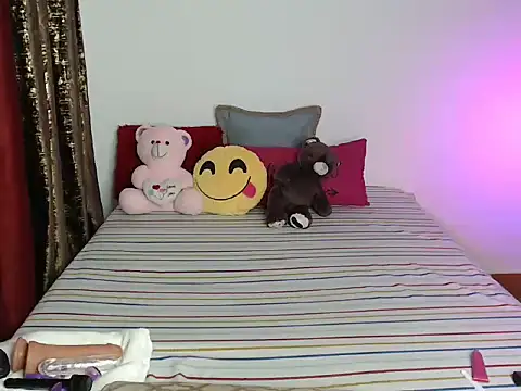 Naughtymis webcam
