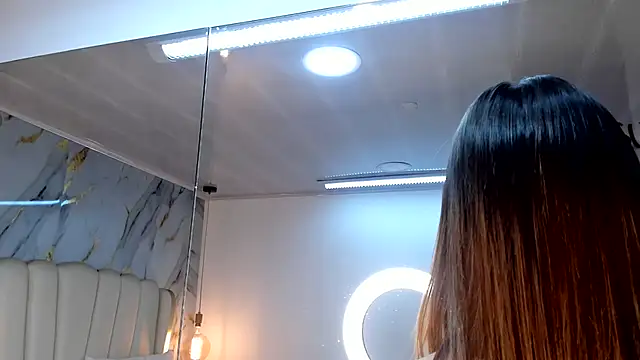 Hannah_Lane live cam on StripChat