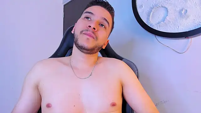 mike_257 webcam