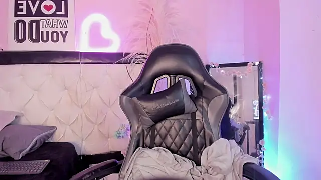 Valk_submissive webcam