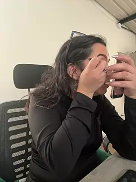 Kloenovoa- live webcam show