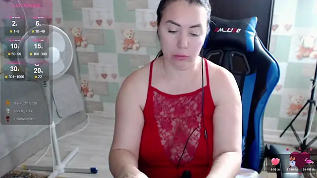 Korolek12 live cam on StripChat