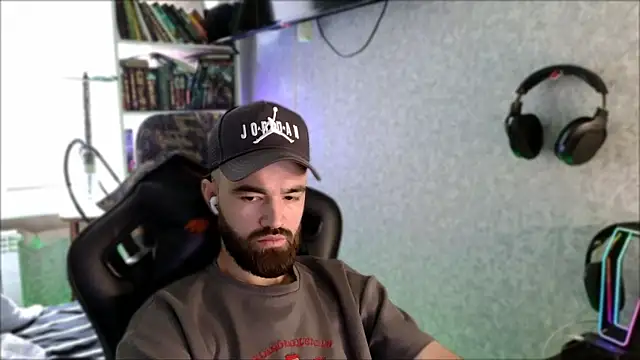 _Serious_Man live cam on StripChat
