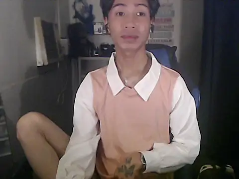 ryu_23 (Ask my age) - my pleasure <3 make me cum !!!
