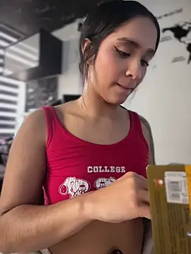 Isabella-Teen webcam