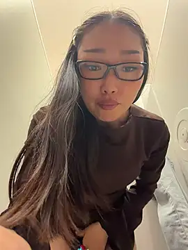 trytomakememoam webcam