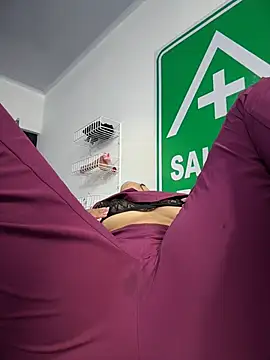 Kinky_DoctorX webcam