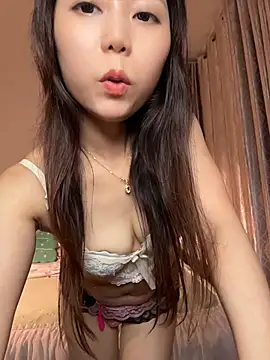 xiaoyizi20261 webcam