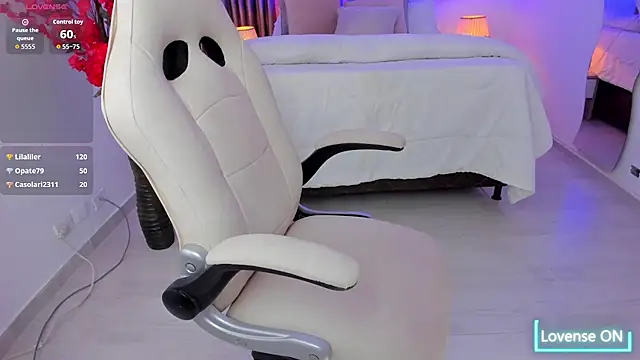 ANGIE-SMITH webcam