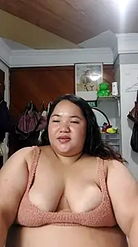 LianaCruzado webcam