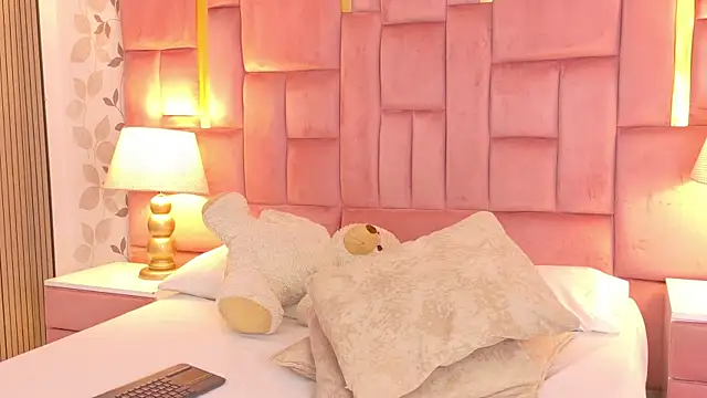 ArianaFranco webcam