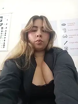 Sofia_Honey1 webcam