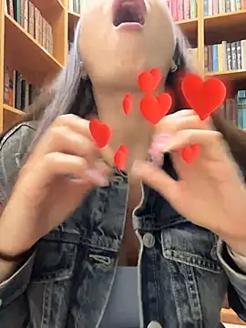 Holly_Play