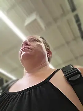 julimonroe live cam