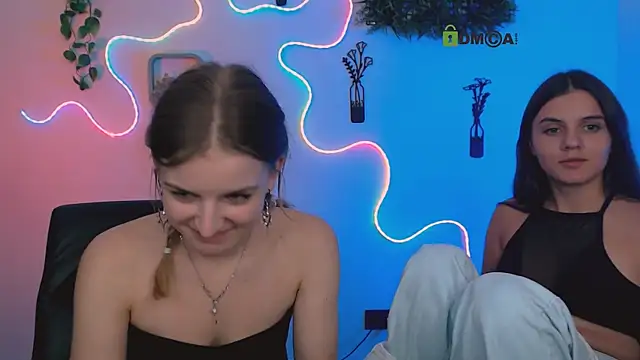 lisa_dark_ webcam