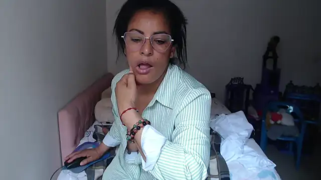 kateleyagrey live cam