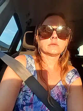 Hot_Milf_Denise live cam on StripChat