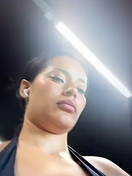 Risky_Workouts webcam