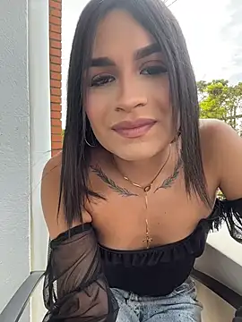 Silvanna-Casstro live sex cam