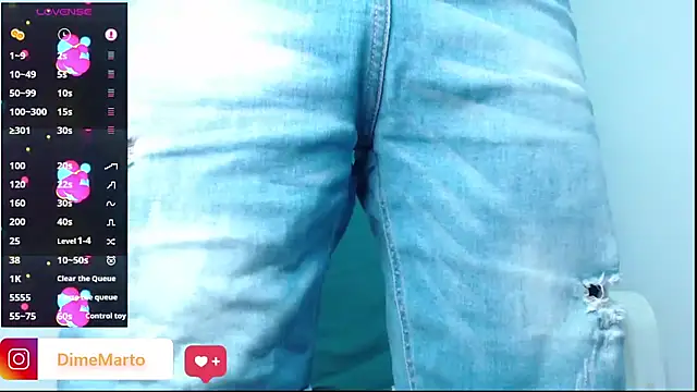 mike_black_22 webcam