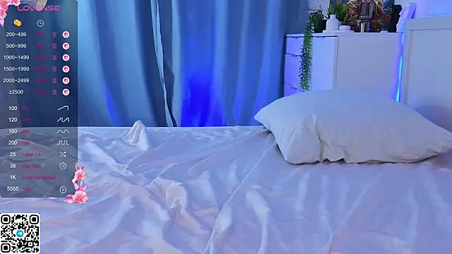 Bonnie_White webcam