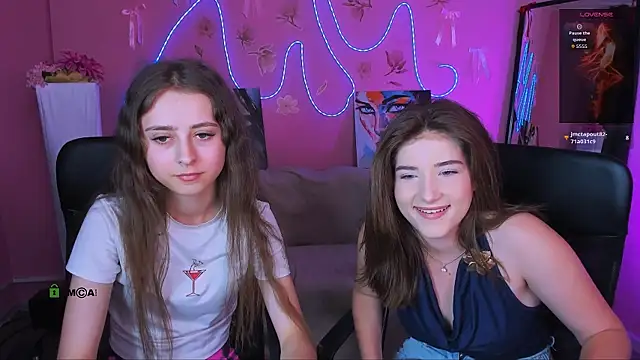 rebecca_smile webcam