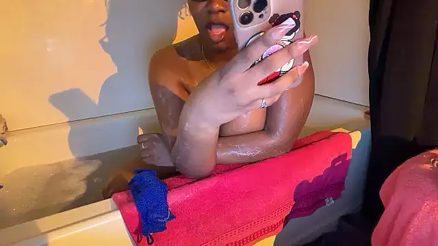 SunniSoles99 webcam