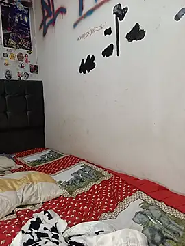 Mely_pinkk webcam