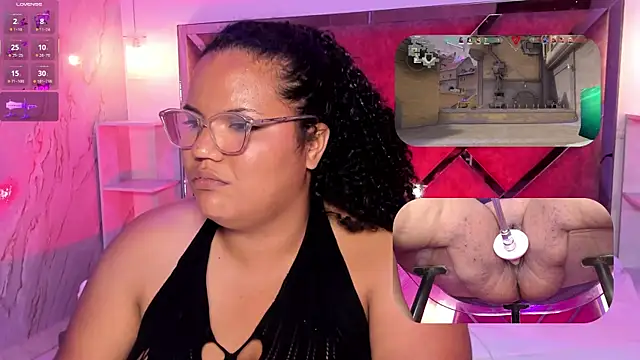 MhiaRey live webcam show