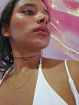 Lorena_Mcfly live webcam show