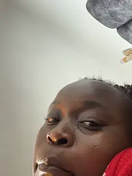 Bella045 webcam