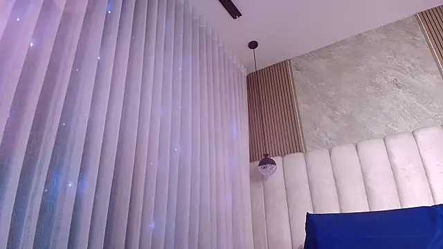 celeste_moonx webcam
