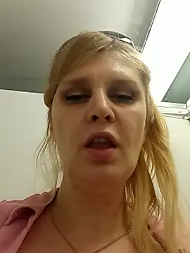 TsPostophere webcam