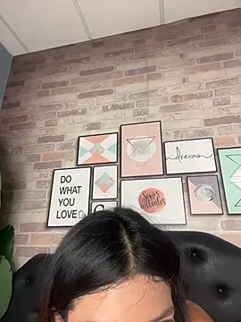 CherrySmirkXXX webcam