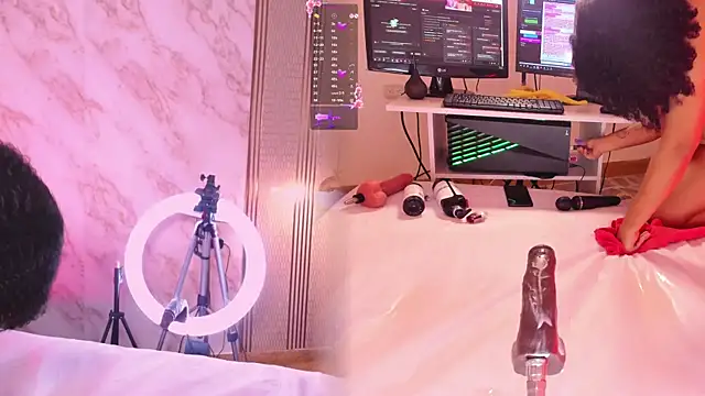 DestinyReece webcam