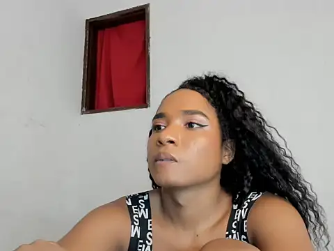 Nassoumi_Reyes live cam on StripChat