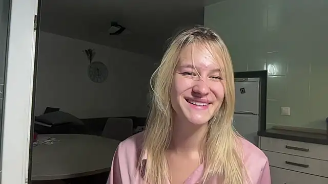 CryBaabyy webcam