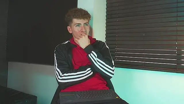 tyler_mcrey - Tyler_Mcrey's free webcam - UK Sex Cams
