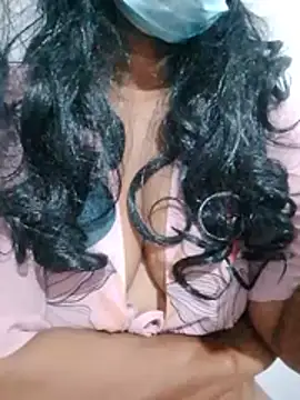 KristinaHotx2 live cam on StripChat