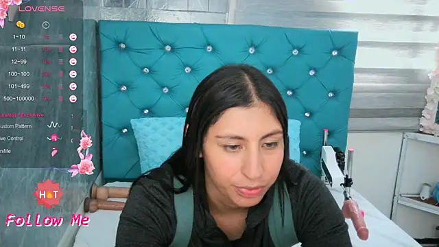 MAARYMOON webcam