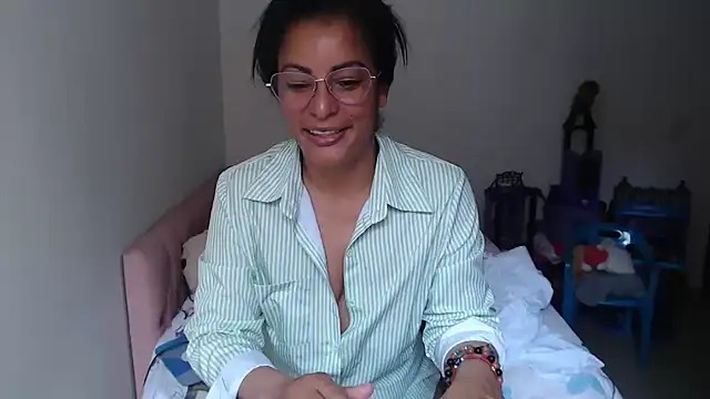 kateleyagrey webcam