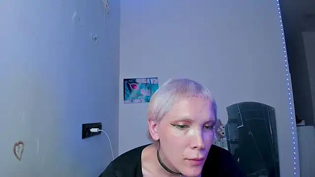 Модель: Lyricca