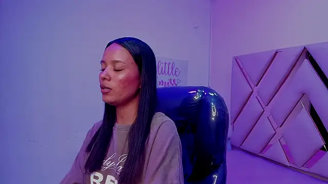 Ivonne_Latina