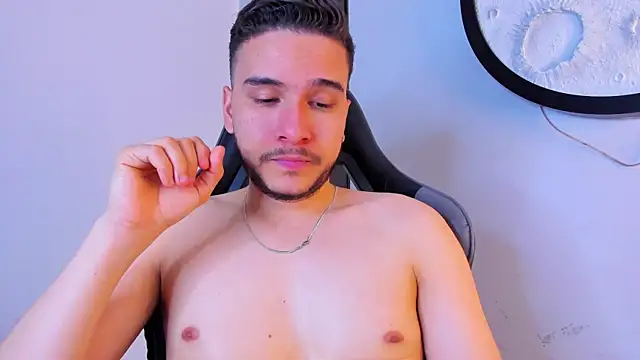 mike_257 webcam