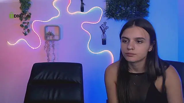 lisa_dark_ webcam