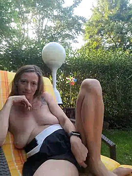 FrauMueller live webcam show
