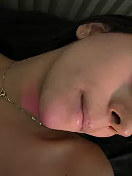 lilybeeth (F teen) - 5 spanking.