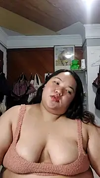 LianaCruzado live cam