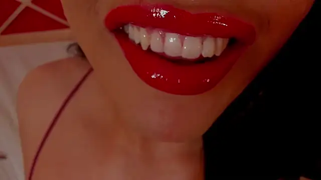 sweet_Elizabeth live cam on StripChat
