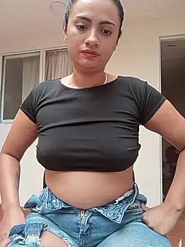DaniellaGiraldo webcam